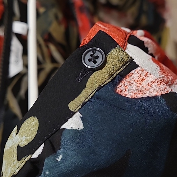 Square Neck Flower Blouse with - Picture 3 of 3